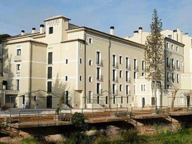 Photo of Buildings in Alhama de Aragon