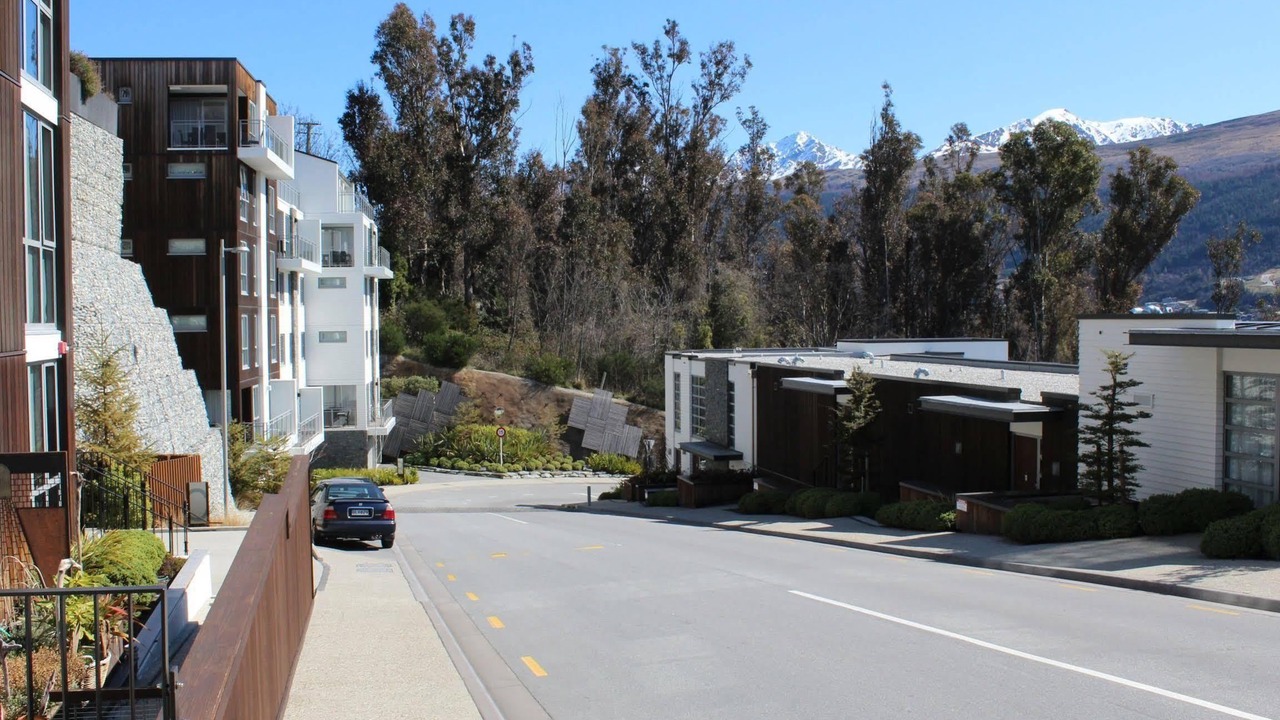 Photo of Buildings in Kelvin Heights