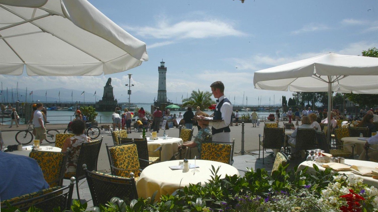 Photo of Others in Insel