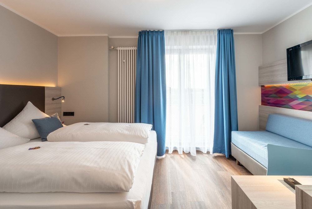 Photo of Bedroom in Schwanthalerhohe