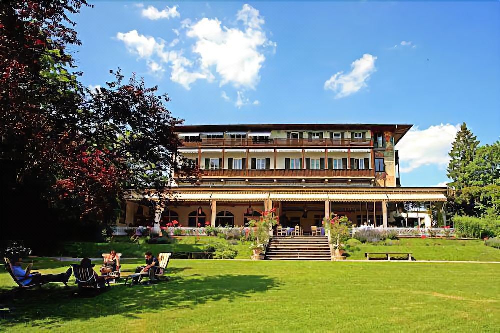 Photo of Buildings in Feldafing
