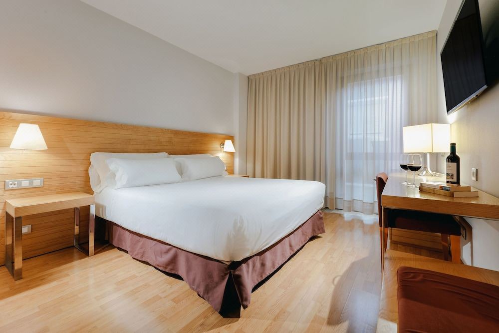 Photo of Bedroom in San Pablo