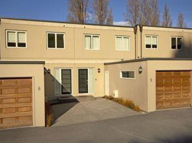 Photo of Buildings in Queenstown