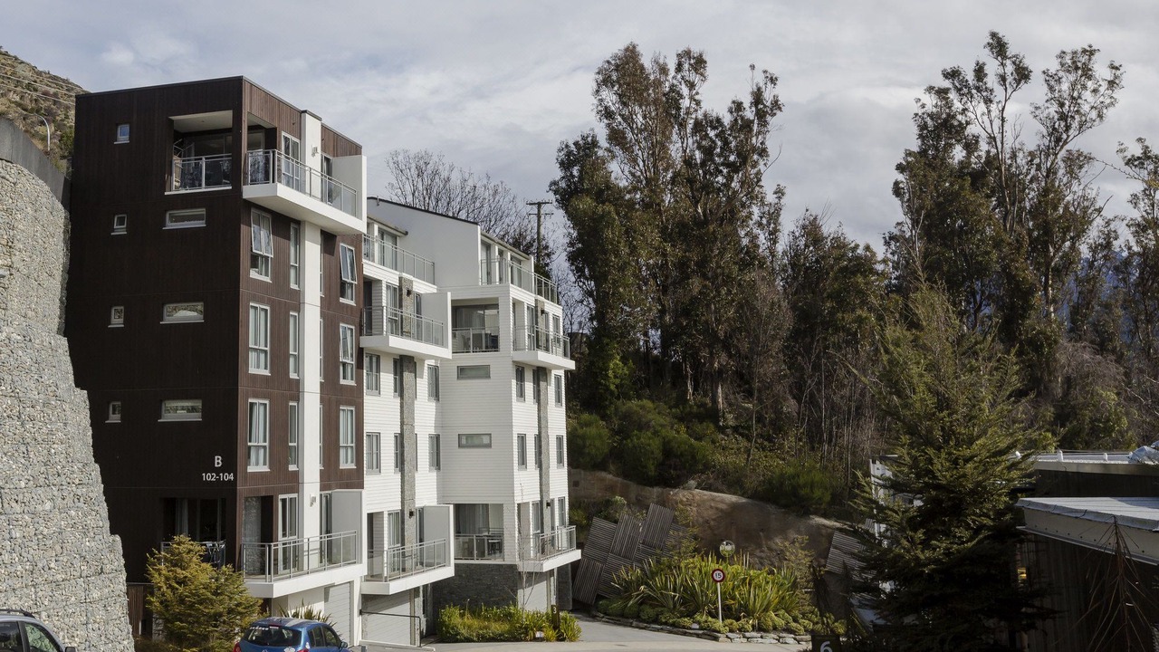 Photo of Buildings in Kelvin Heights