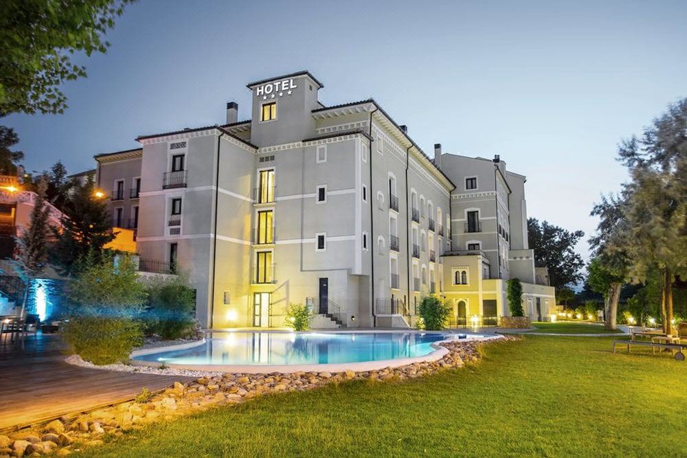 Photo of Buildings in Alhama de Aragon