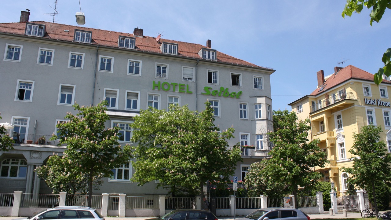 Photo of Buildings in Schwanthalerhohe
