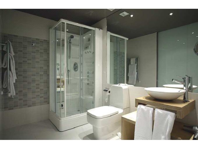 Photo of Bathroom in Recoletos