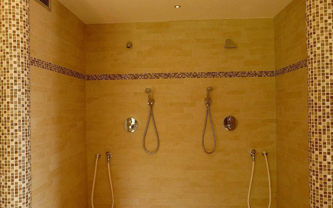Photo of Bathroom in Glashutt
