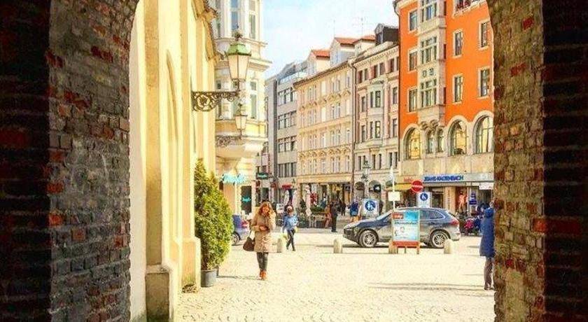 Photo of Others in Hackenviertel
