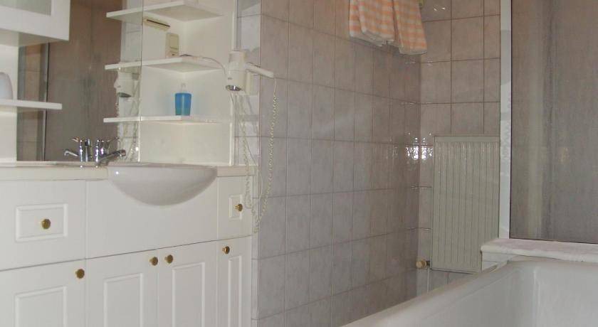 Photo of Bathroom in Bach