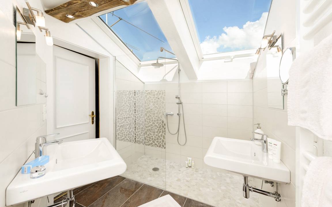 Photo of Bathroom in Schollang