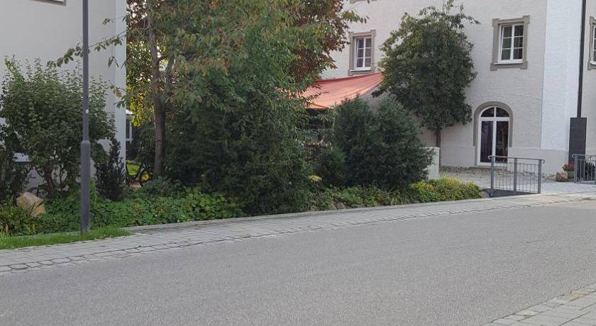 Photo of Buildings in Safferstetten