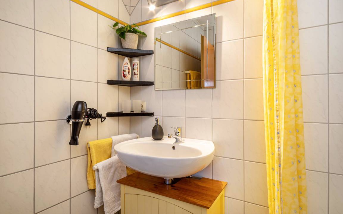 Photo of Bathroom in Rothkreuz