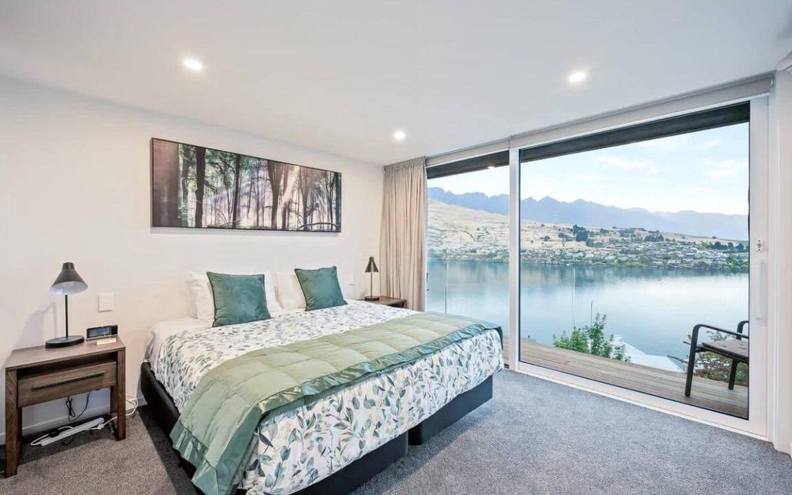 Photo of Others in Queenstown