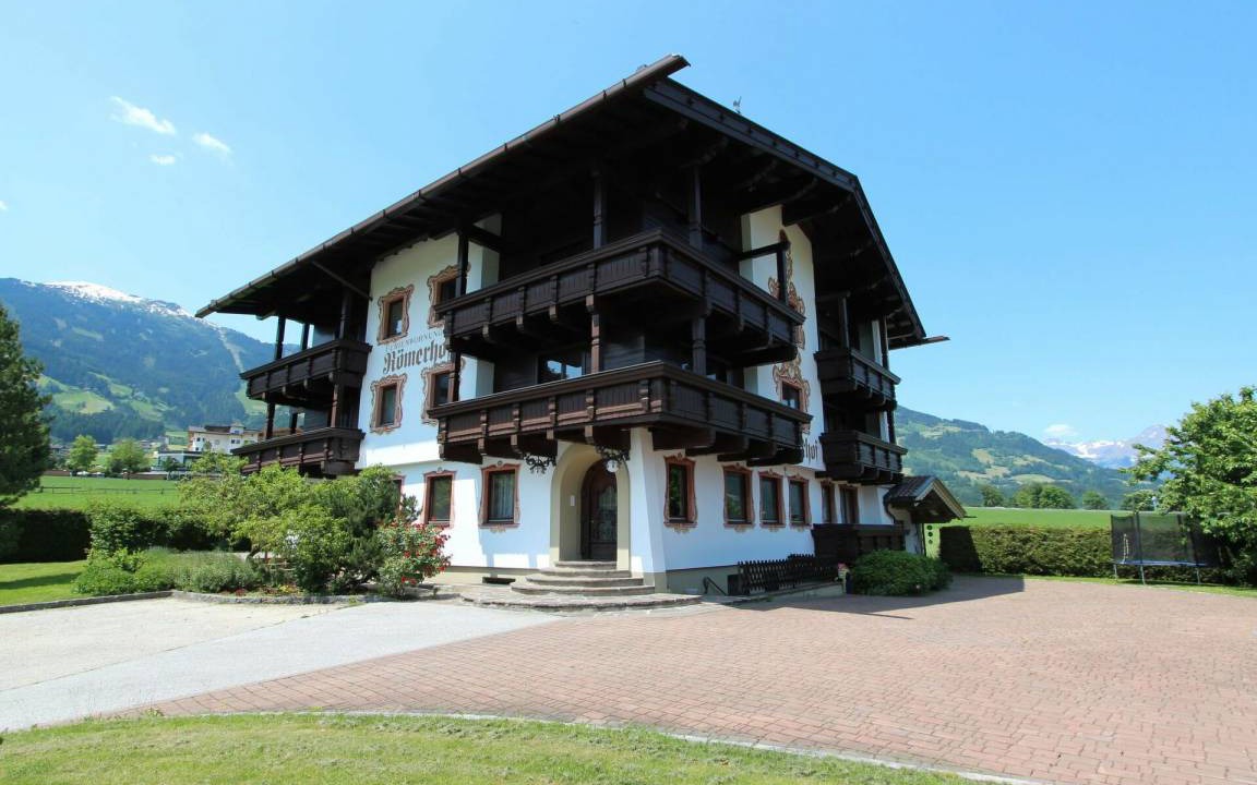 Photo of Buildings in Kapfing