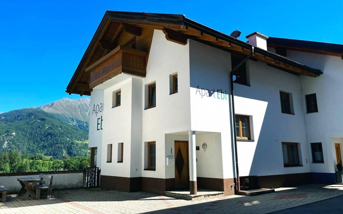 Photo of Buildings in Ladis