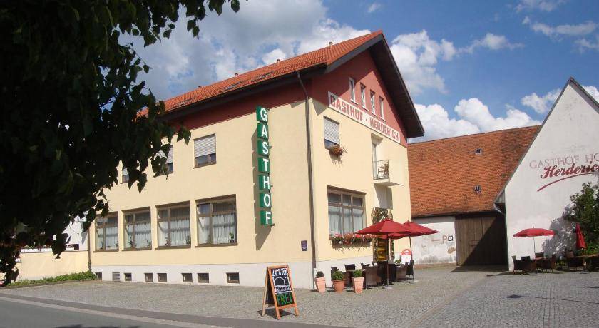 Photo of Others in Schluesselfeld
