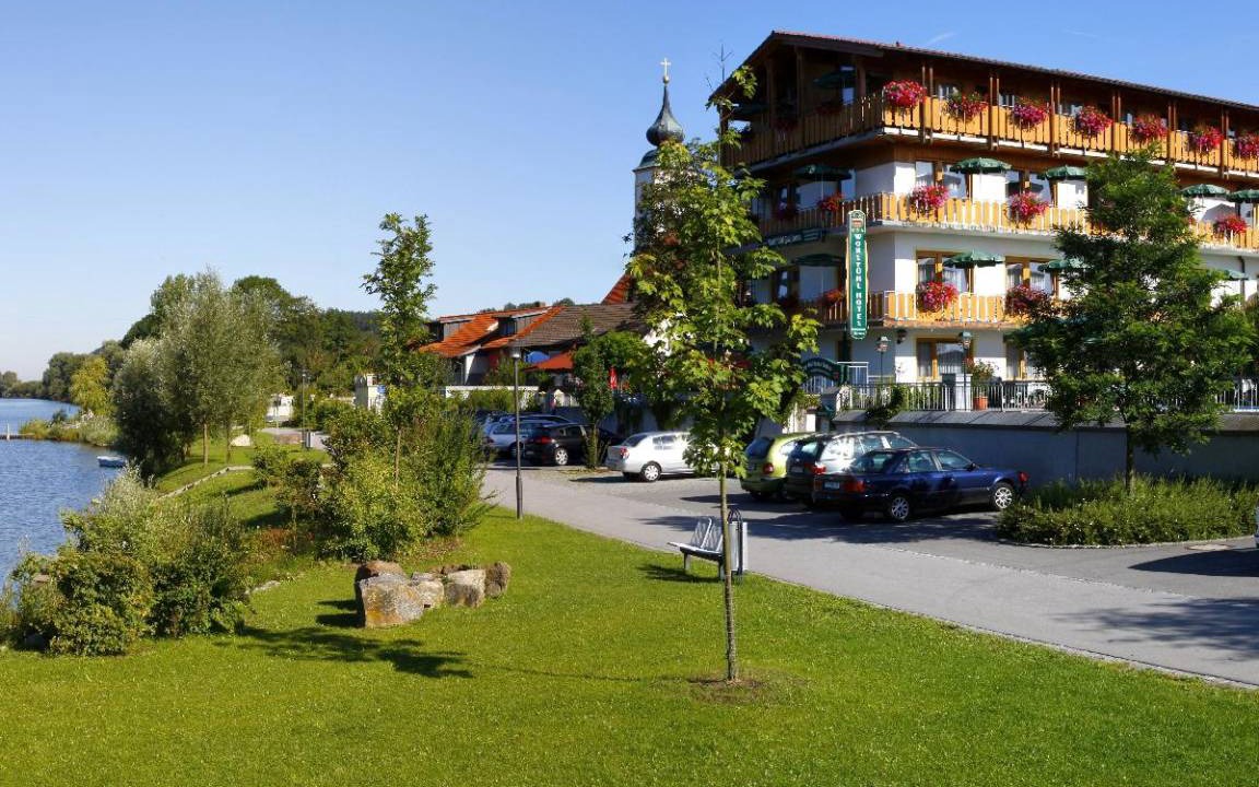Photo of Others in Windorf