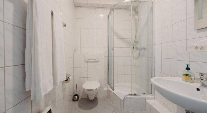 Photo of Bathroom in Waldaschaff