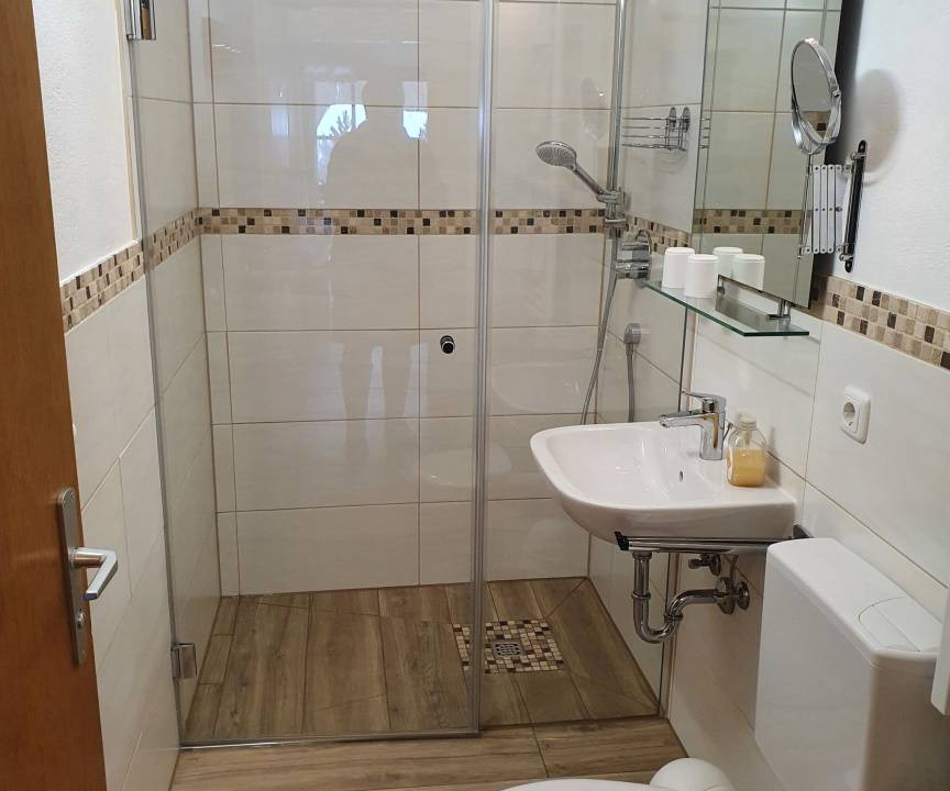 Photo of Bathroom in Ettal