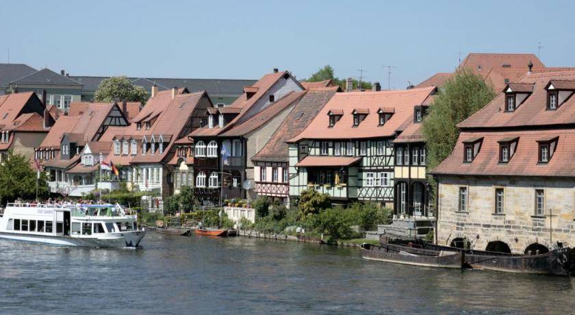 Photo of Buildings in Wernsdorf