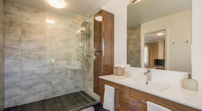 Photo of Bathroom in Lake Hayes