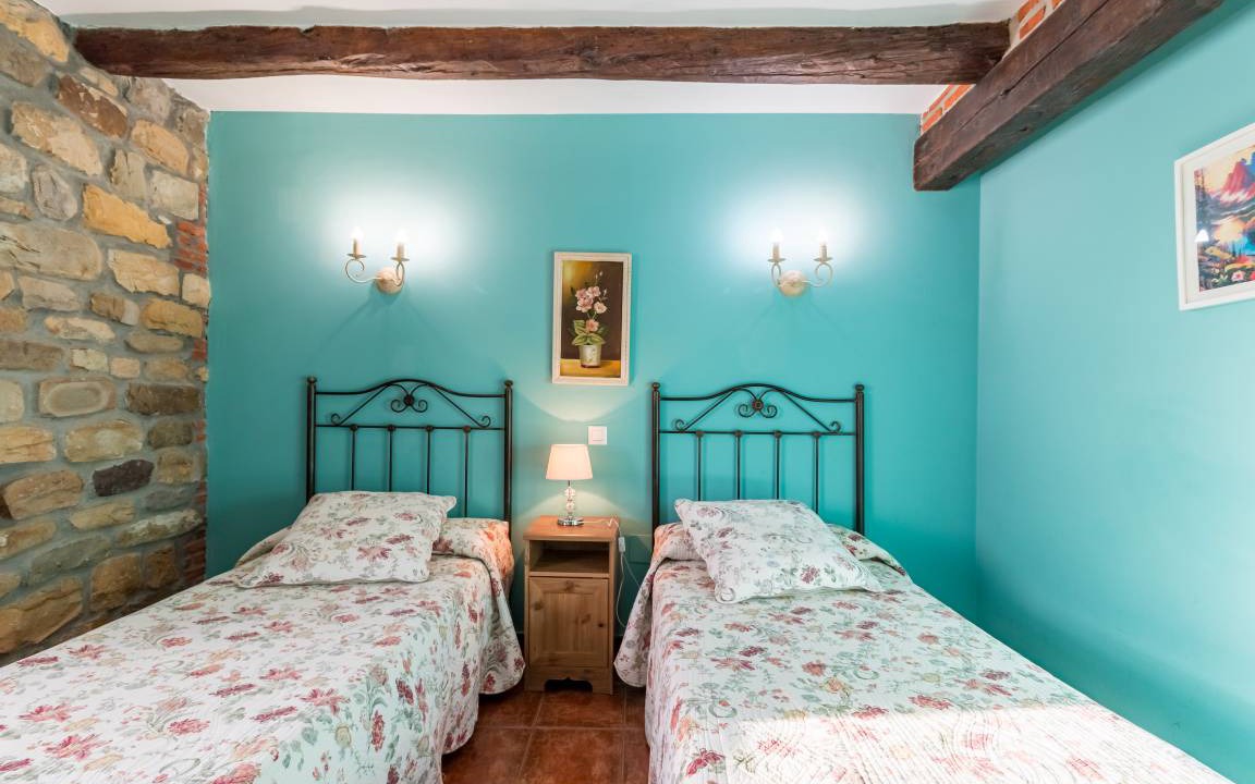 Photo of Bedroom in Villacarriedo