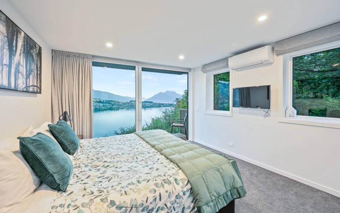 Photo of Others in Queenstown