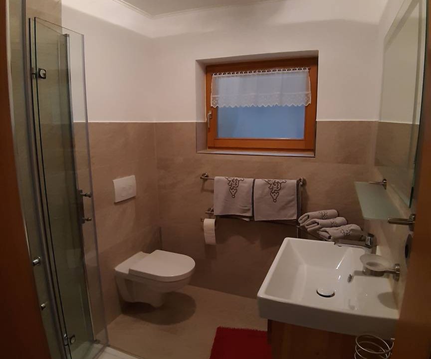 Photo of Bathroom in Neuschoenau