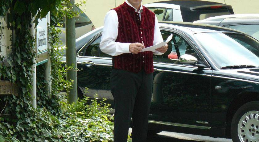 Photo of Others in Hohenberg