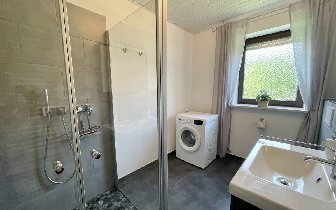Photo of Bathroom in Taching a.See