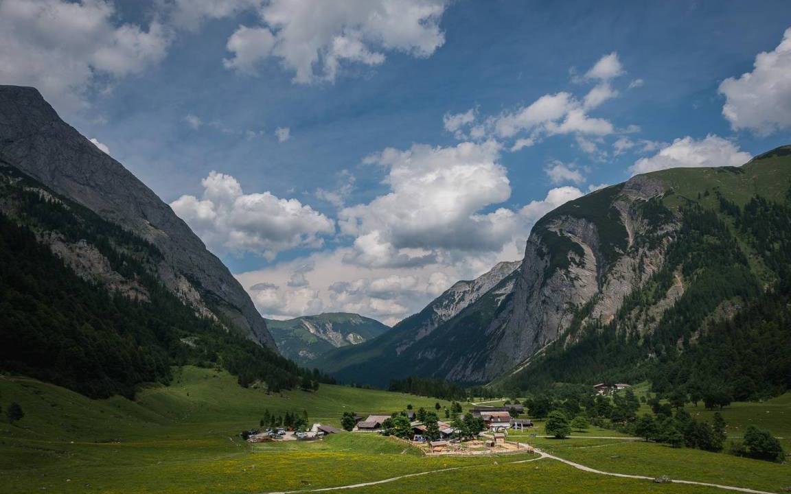 Photo of Others in Eng Alm