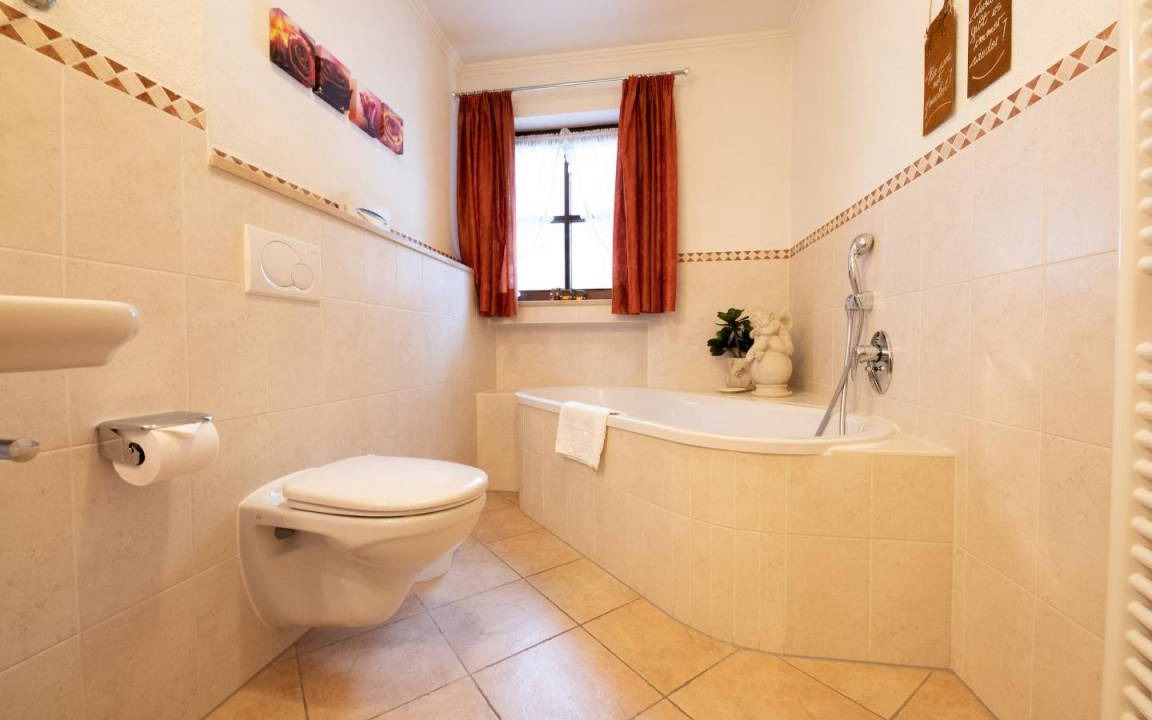 Photo of Bathroom in Untergrainau