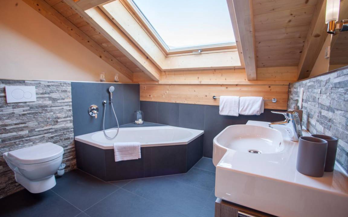 Photo of Bathroom in Farchant