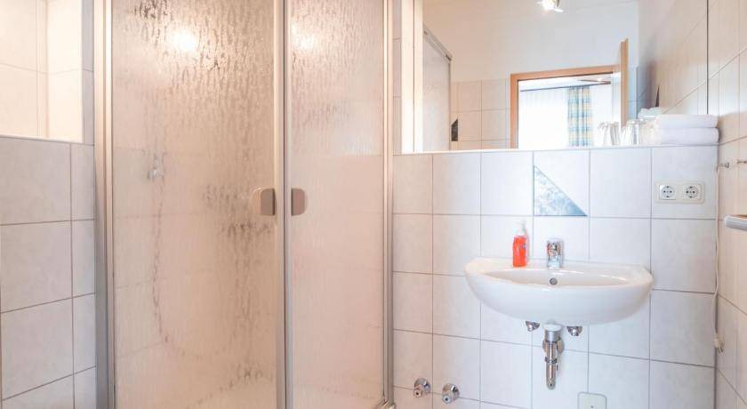 Photo of Bathroom in Pottenstein
