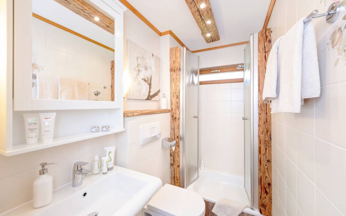 Photo of Bathroom in Schollang