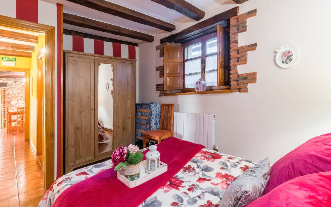 Photo of Bedroom in Villacarriedo