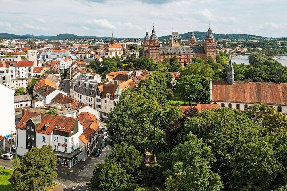Photo of Others in Aschaffenburg