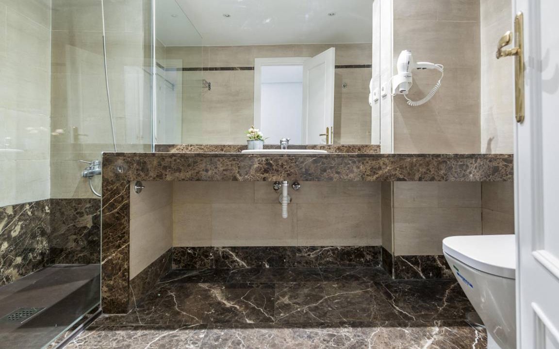 Photo of Bathroom in Malasana