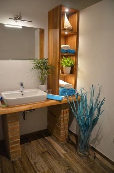 Photo of Bathroom in Hart