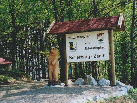 Photo of Others in Zandt