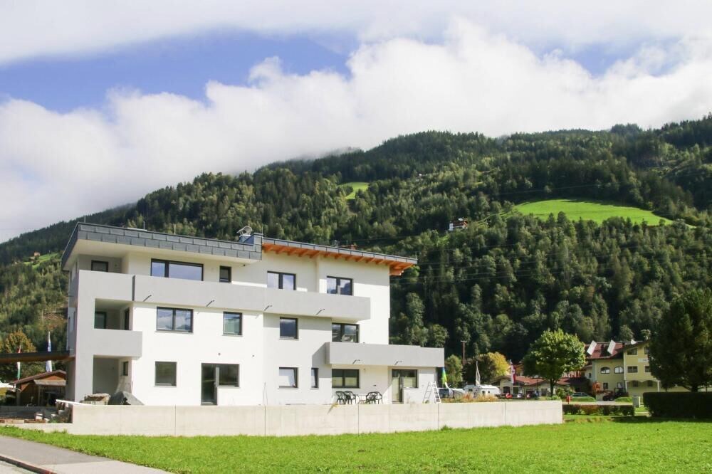 Photo of Buildings in Distelberg
