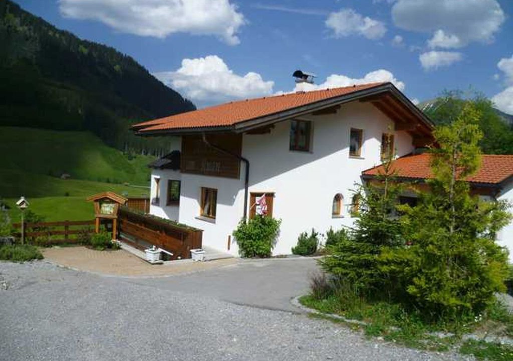 Photo of Buildings in Berwang