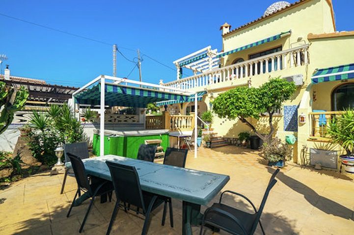Photo of Patio Balcony in Almadrava Beach