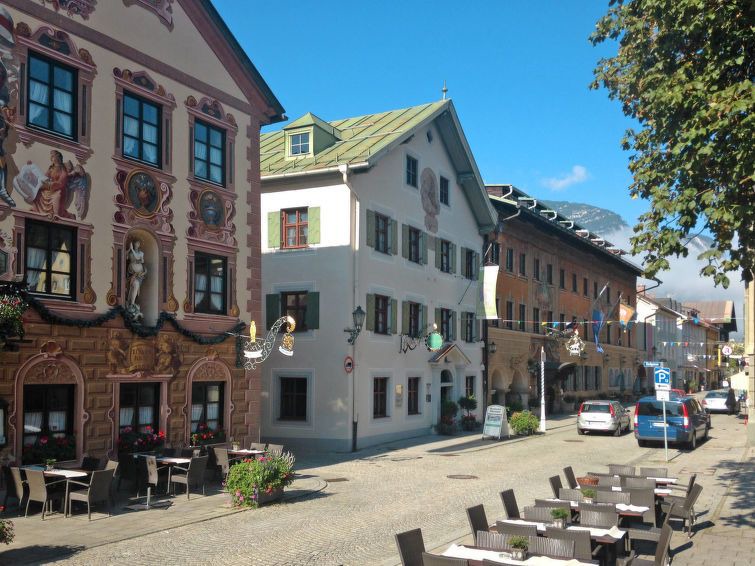 Photo of Buildings in Schmolz