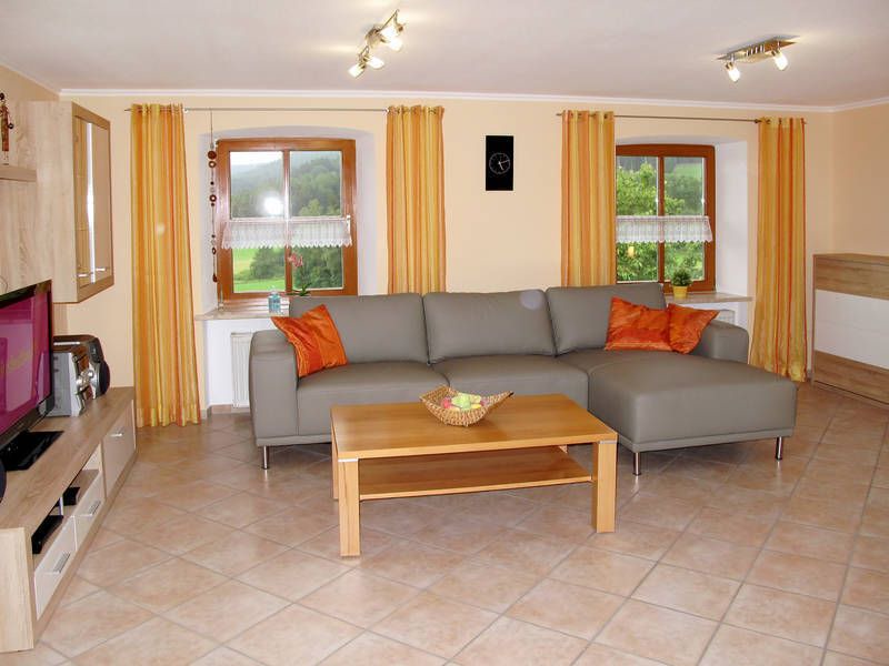 Photo of Livingroom in March