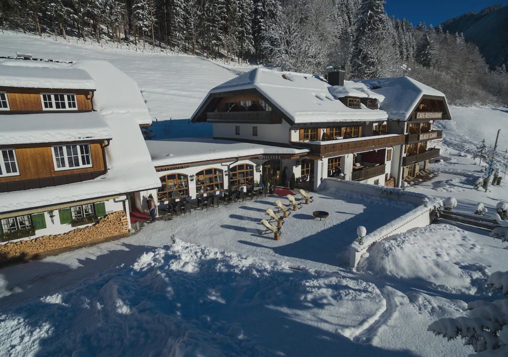 Photo of Others in Ettal