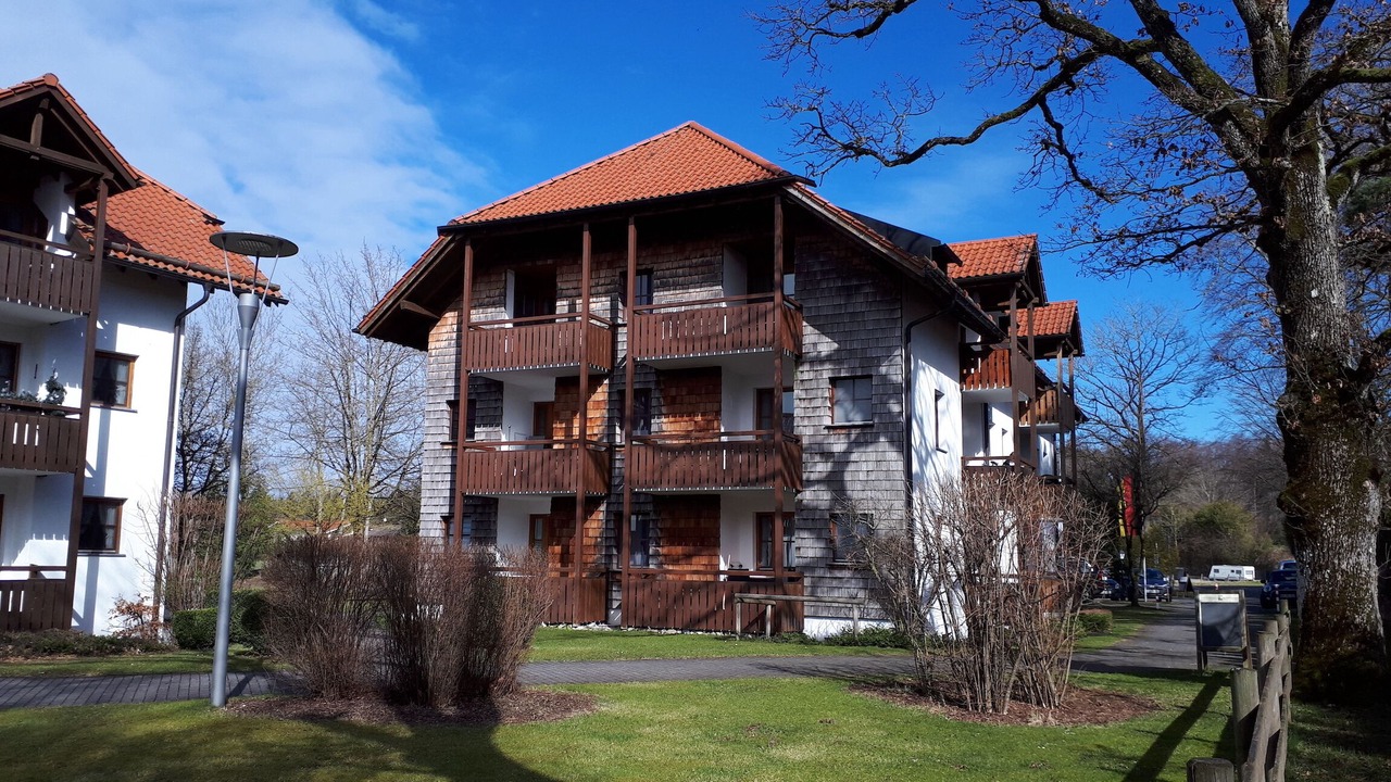 Photo of Buildings in Arlaching