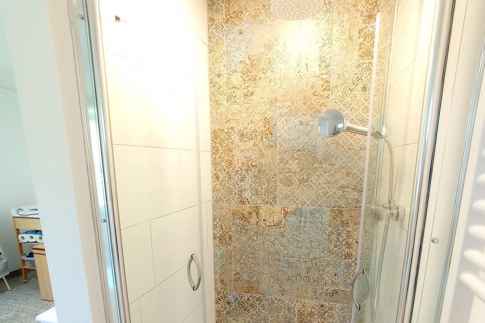 Photo of Bathroom in Zenting