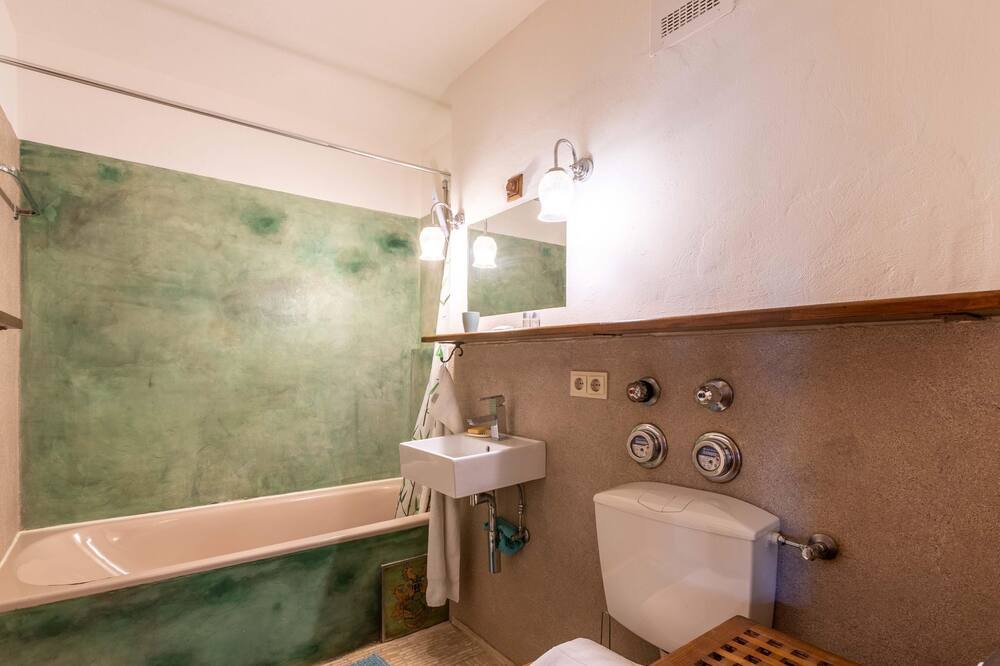 Photo of Bathroom in Sendling